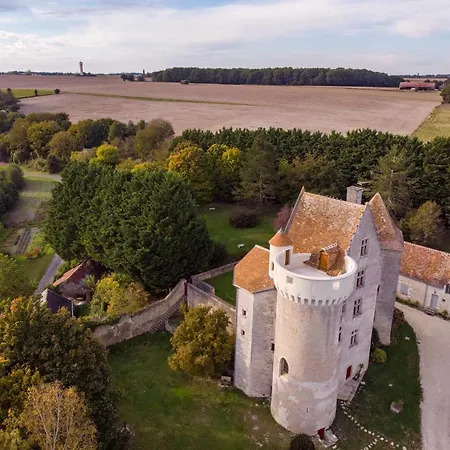 Grand Gite Au Chateau De Betz-Le-Chateau Exterior photo